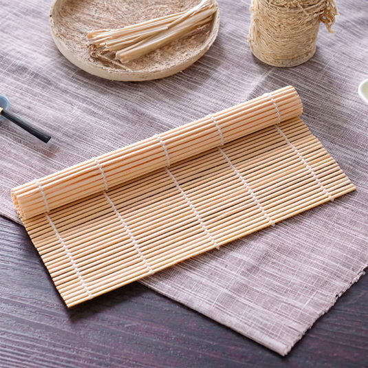 Natte à sushi Japonify et sa cuillère, cadeau du Japon, tout l'univers du Japon d'un simple clic !