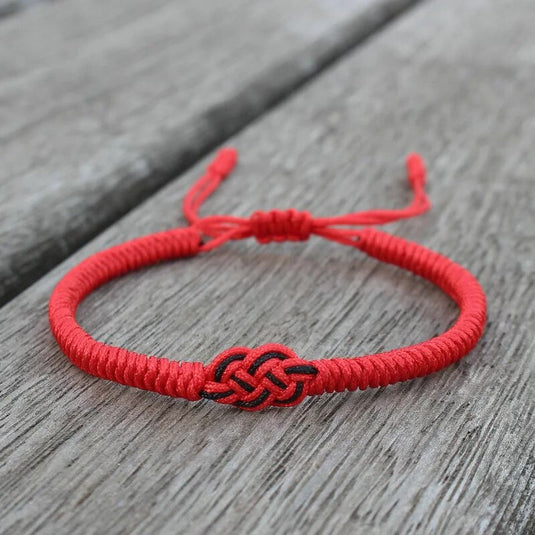 Bracelet tressé bouddhiste (rouge)