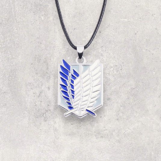 Collier "Les Ailes de la Liberté" - Un bijou élégant pour les fans du bataillon d'exploration.