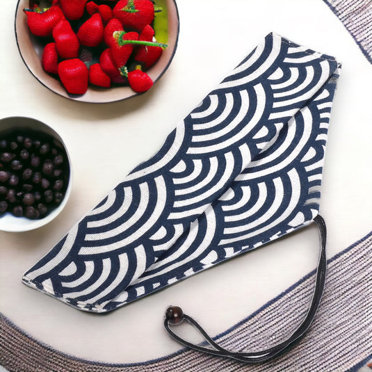 Étui Japonais pour Baguettes - Protégez vos baguettes et couverts avec cet élégant étui en lin et coton