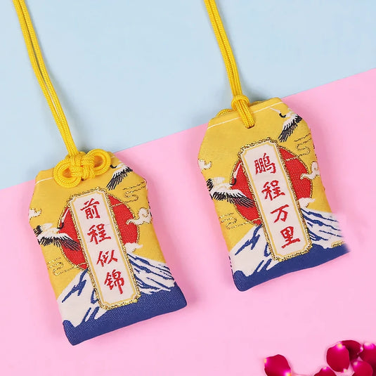 Omamori Porte bonheur Japonais traditionnel Mont Fuji Futur Radieux - Produit Japonais & cadeaux japonais
