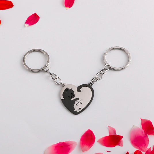 Porte-clés duo japonais Ai Neko pour couple formant un cœur