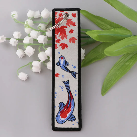 Porte-clés japonais traditionnel brodé avec motif de Carpe Koï porte-bonheur