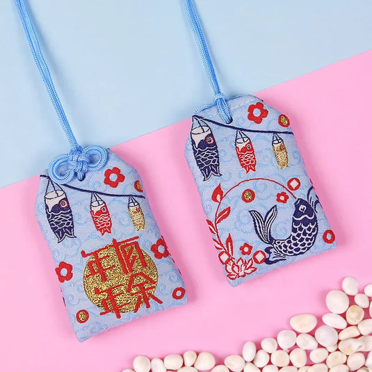 Omamori Carpe Koi succès financier, Japonify - porte-bonheur japonais de richesse