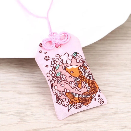 omamori - porte bonheur traditionnel japonais - japonify idées cadeaux japonais