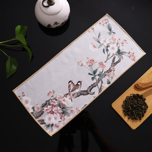 Serviette à Thé Motifs Tori - Égayez vos moments de thé avec cette serviette japonaise ornée de charmants motifs d'oiseaux